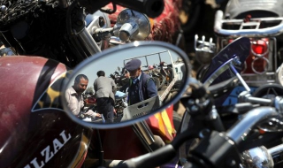 В Сана забраниха мотоциклетите