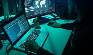 Масови арести в Европа и САЩ след операция срещу "тъмната мрежа"