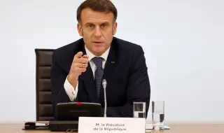 Macron: Only Zelensky can negotiate peace with Russia 