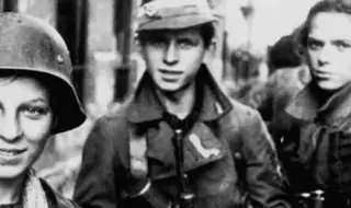1 август 1944 г. Варшава въстава срещу нацистите