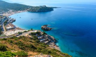 Албания отваря плажовете си съвсем скоро