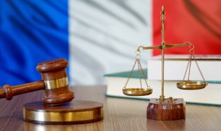 Прокуратурата в Париж иска съдебен процес срещу 19 заподозрени за задушили се мигранти в камион