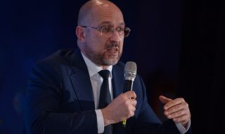 Украинският премиер: Мариупол все още не е паднал