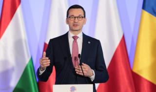 Полският премиер купил имот за милиони на безценица