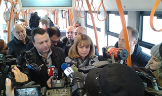 Пристигна първият нов трамвай на София