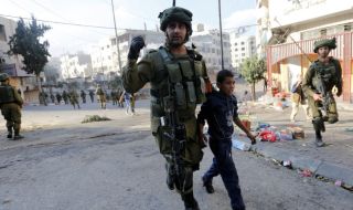 Израелските сили застреляха 16-годишен палестинец