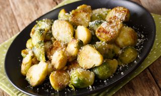 Рецепта за вечеря: Брюкселско зеле с чесън и масло