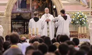 Папата ще посети Франция, където ще се срещне с жертви на сексуално насилие в Църквата