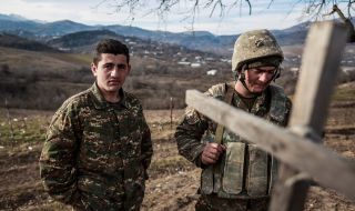 Арменските сили обстрелват граничен район