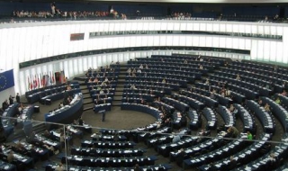 Европарламентът ни удря рамо за Шенген