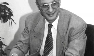 Почина литературният критик Светлозар Жеков