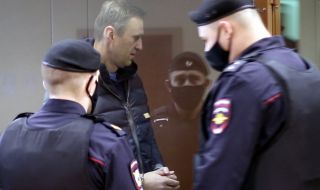 Прокуратурата поиска за Навални 950 000 рубли глоба 