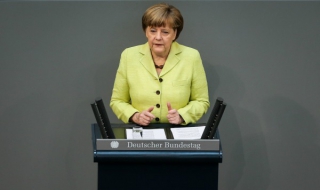 Меркел попари Русия за Г8, а Украйна за ЕС