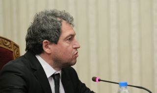 Тошко Йорданов за оградата на НС: Страшна глупост, не е съгласувано в коалицията