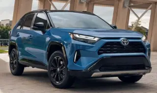 Инцидент с фатален изход спря производството на Toyota RAV4