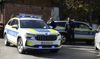 Вижте как задържаните за убийството на Слави Бинев влизат в дома му ВИДЕО
