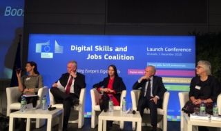 Коалиция свързва заетостта и дигиталните умения в Европа