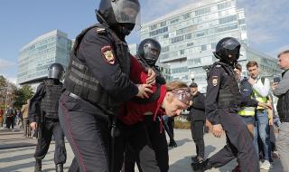 В Москва: Протестиращите искат само хаос