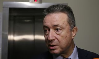 Янаки Стоилов: Ротация на председател на НС юридически е невъзможна