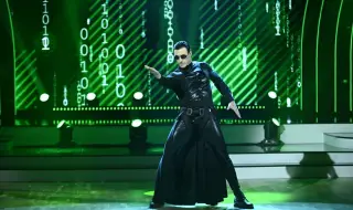 Ергенът Виктор Стоянов предизвика фурор като Нео от „Матрицата“ в „Dancing Stars“ (СНИМКИ)