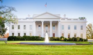 Предстоящите избори в САЩ - решаващи и ключови 