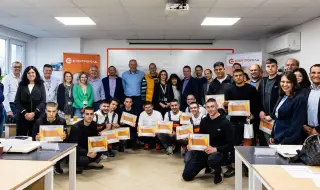 Електрохолд даде шест стипендии на ученици в конкурса Енергия за бъдещето