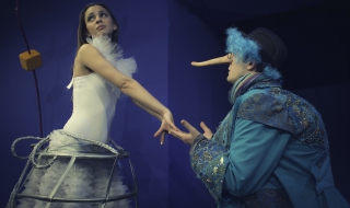 "Джуджето Дългоноско" очарова с вълшебства в Театър "Възраждане" (обновена)