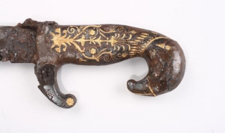 Показват меча на Севт III