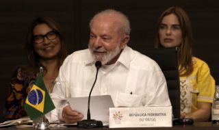 Лула да Силва смени министри в бразилския кабинет
