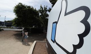 Обрат! Facebook отмени забраната за политическа реклама