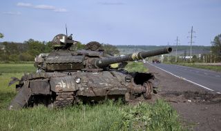Украинската армия стигна руската граница