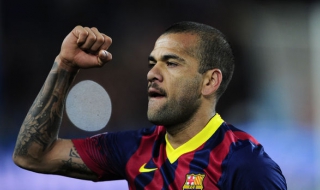 Дани Алвес отказа да остане в Барселона