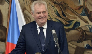 За какво чешкият президент Милош Земан отива в Москва?