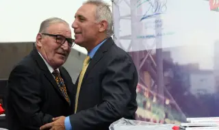 Христо Стоичков с емоционално сбогуване с Димитър Пенев: "Почивай в мир, Старши! Ти си най-великият!"