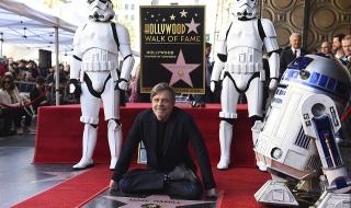 Люк Скайуокър със звезда на Алеята на славата (ВИДЕО+СНИМКИ)