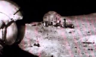 Мистериозна СНИМКА от Луната побърка мрежата (ВИДЕО)