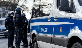 Двама души са били убити при нападение с хладно оръжие в Германия