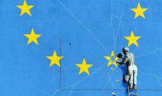 Скандал! ЕС и Великобритания се събират спешно по спорния британски законопроект