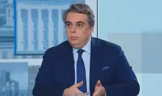 Асен Василев: "Броячките" са административен капан за 100% хартиен вот