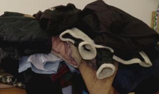 Вълна от съпричастност: Събрани са необходимите дрехи за оцелелите от пожара в Рояк
