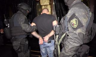 ГДБОП удари проституцията в София (СНИМКИ+ВИДЕО)
