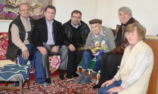 Кметът на Община Черноочене уважи столетници от село Габрово