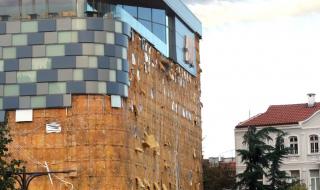Концесионерът трябва да ремонтира мола в Благоевград