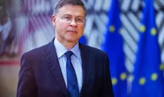 „Еврозоната е по-силна с присъединяването на България“