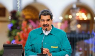 Мадуро очаква скоро да посети Русия
