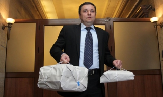 Яне Янев пак разкри топ корупция в енергетиката