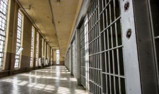 Топ арестант се самоуби в Бургаския затвор