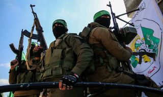 Коя е Хамас, как се въоръжава и за какво се бори
