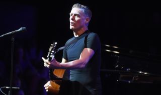 Брайън Адамс ще изнесе концерт в България на 8 декември