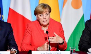 Меркел иска нови правила за бежанците